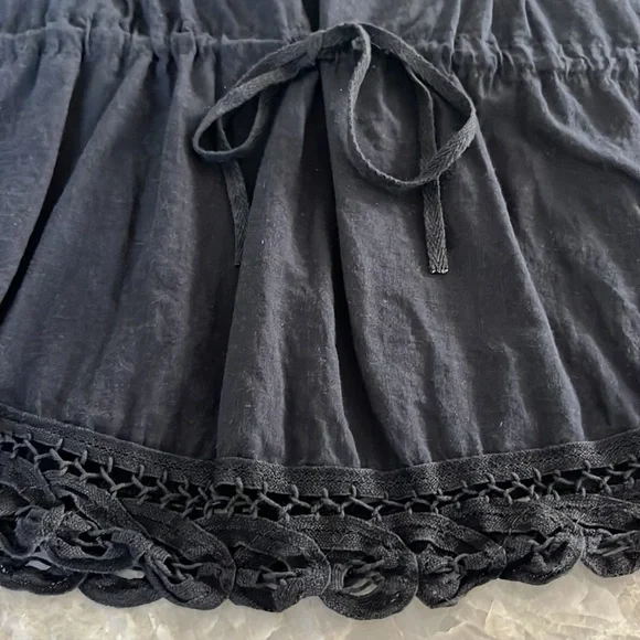 Raviya Black Floral Embroidered Bohemian Top. Size S - Picture 6 of 11